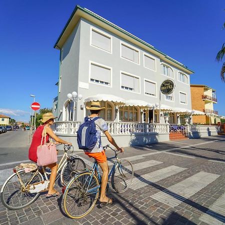 Hg Hotel Il Settebello Marina di Cecina Εξωτερικό φωτογραφία