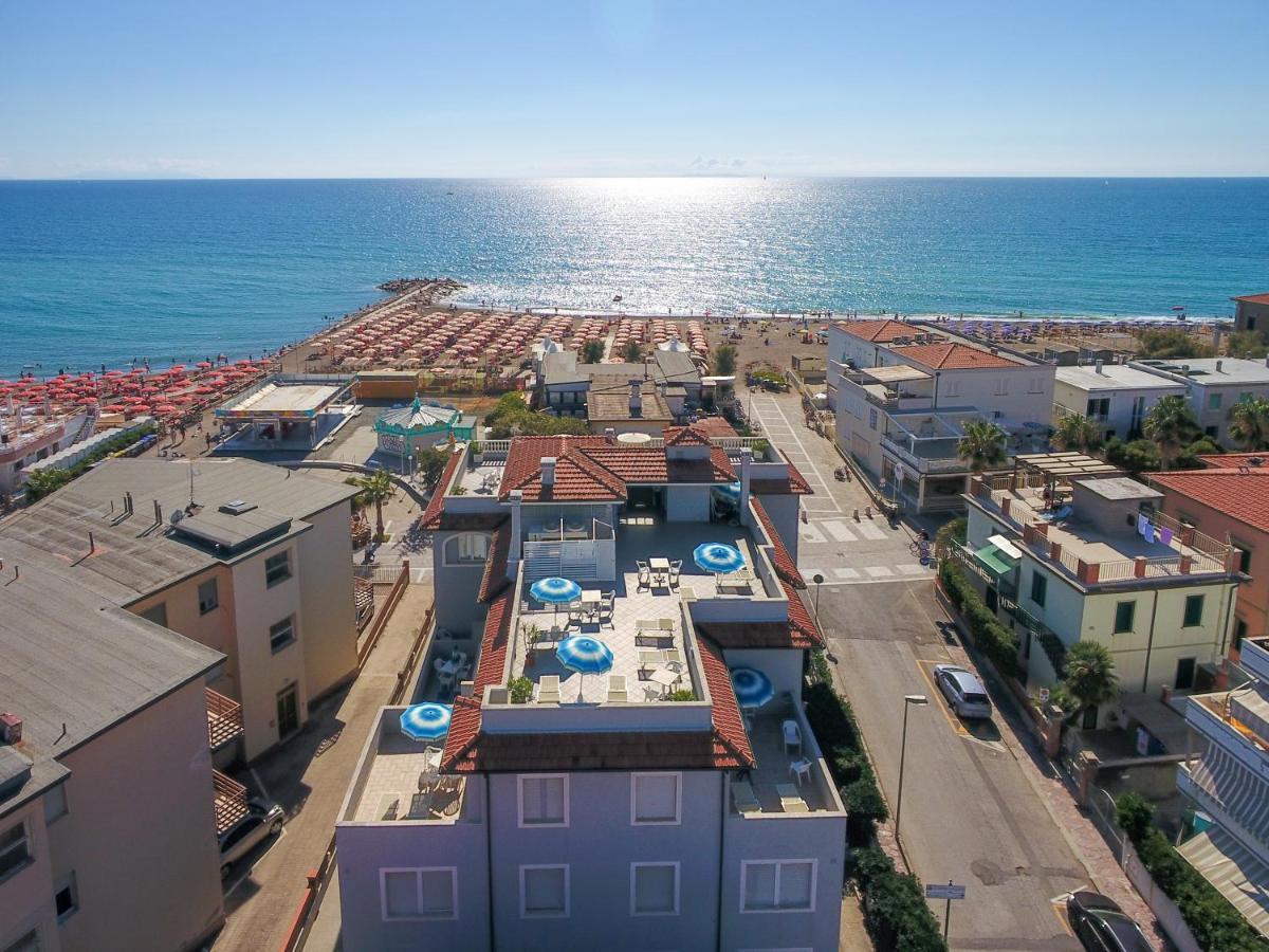Hg Hotel Il Settebello Marina di Cecina Εξωτερικό φωτογραφία