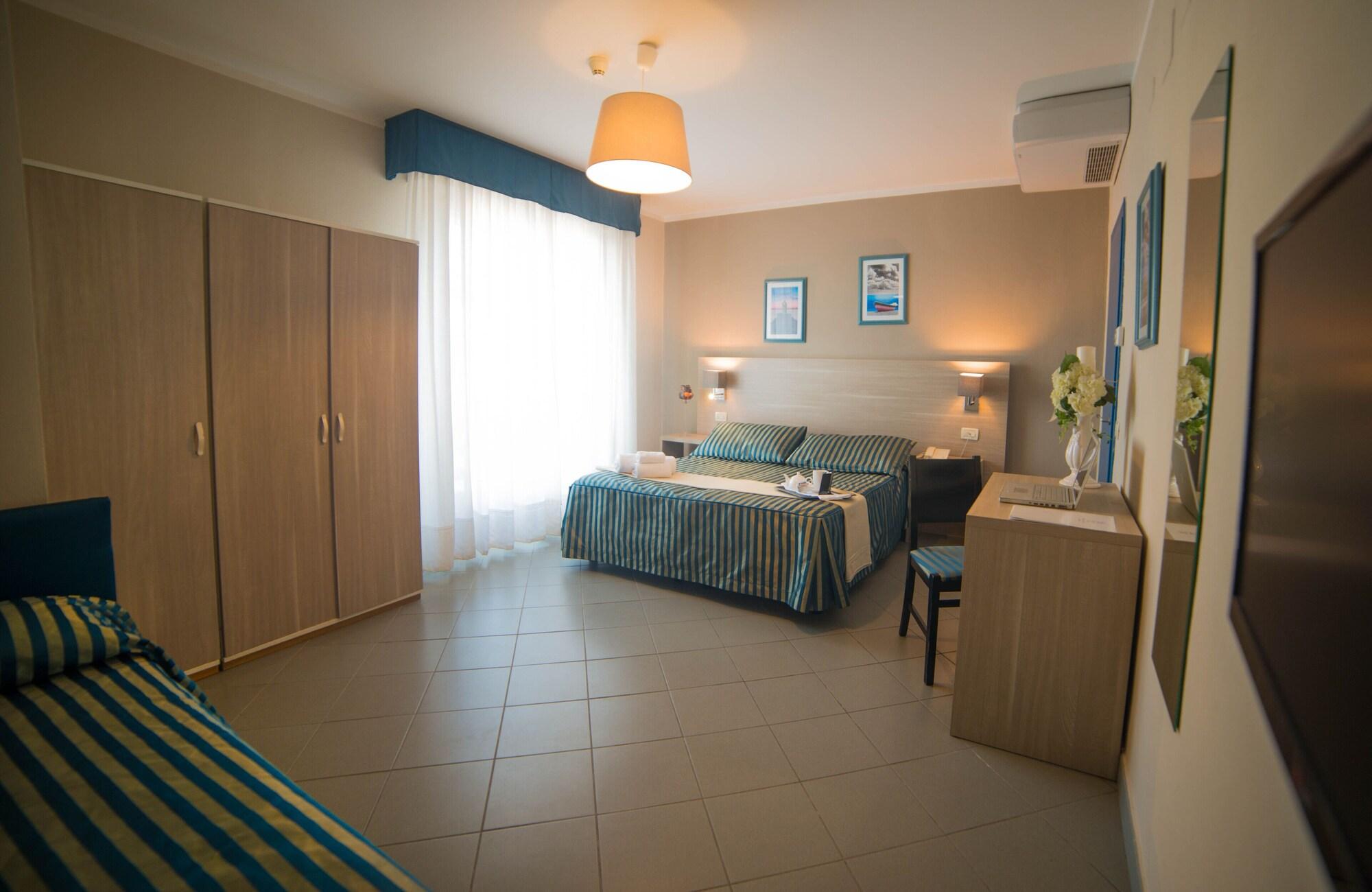 Hg Hotel Il Settebello Marina di Cecina Εξωτερικό φωτογραφία