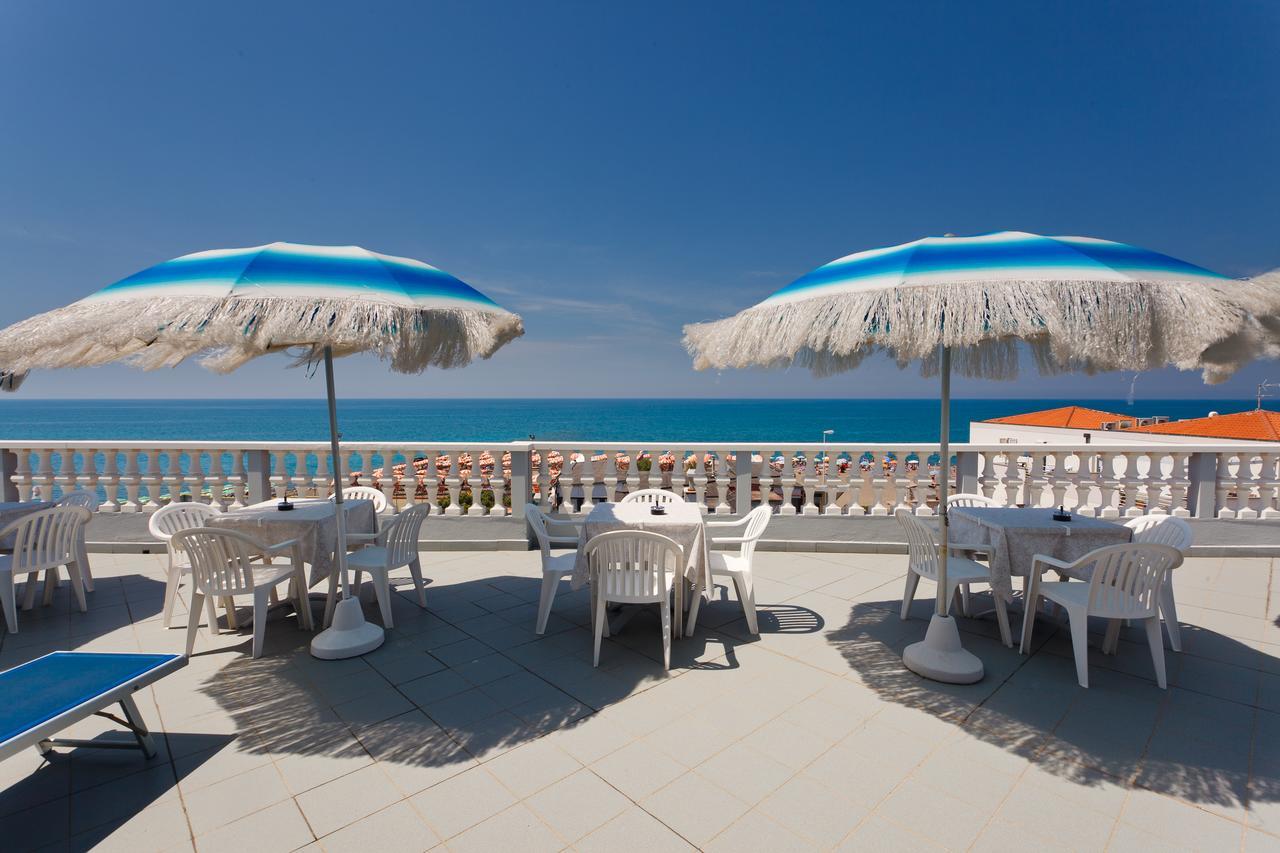 Hg Hotel Il Settebello Marina di Cecina Εξωτερικό φωτογραφία